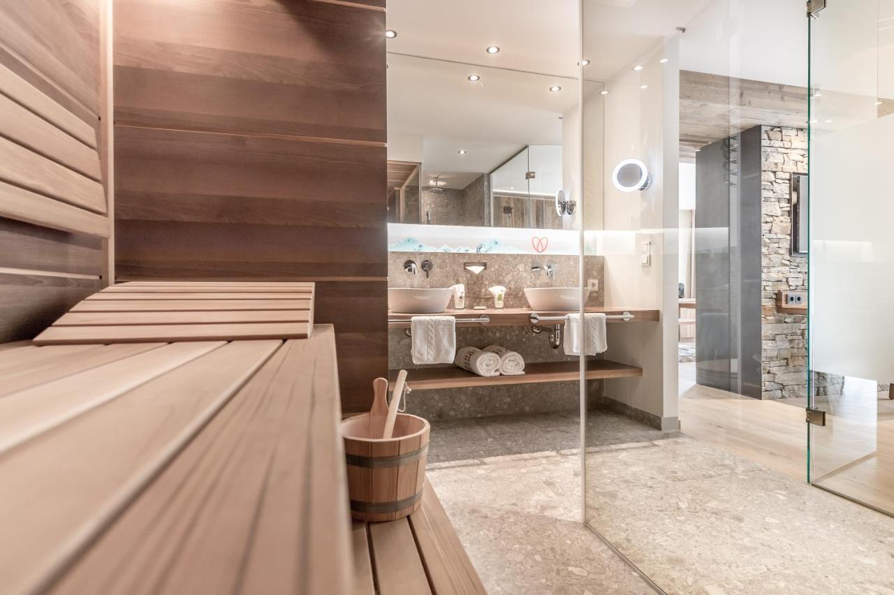 Superior Hotel Edelweiss オーバータウエルン エクステリア 写真