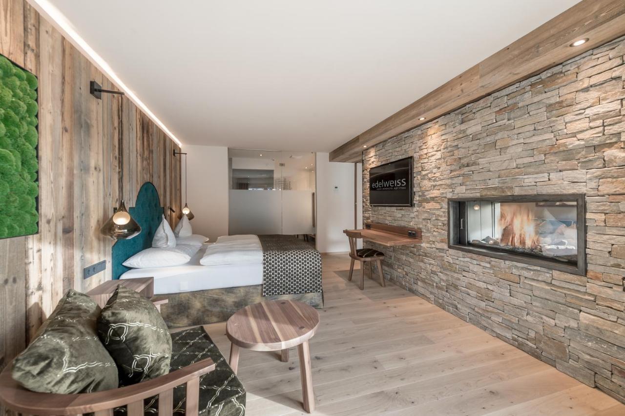 Superior Hotel Edelweiss オーバータウエルン エクステリア 写真