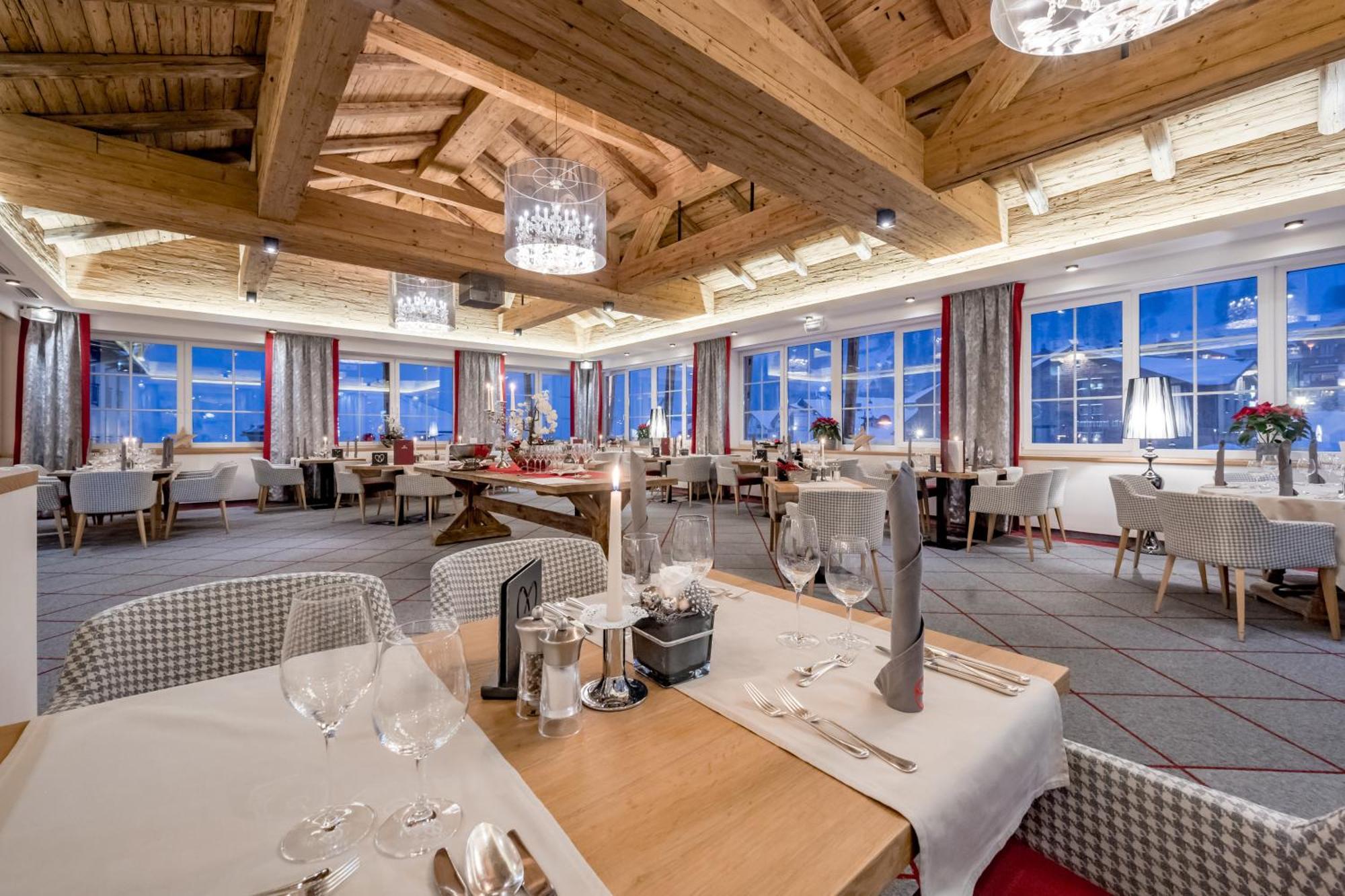 Superior Hotel Edelweiss オーバータウエルン エクステリア 写真